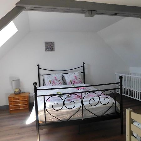 Bienvenue Chez Nous Lägenhet Fontenay-sur-Eure Exteriör bild